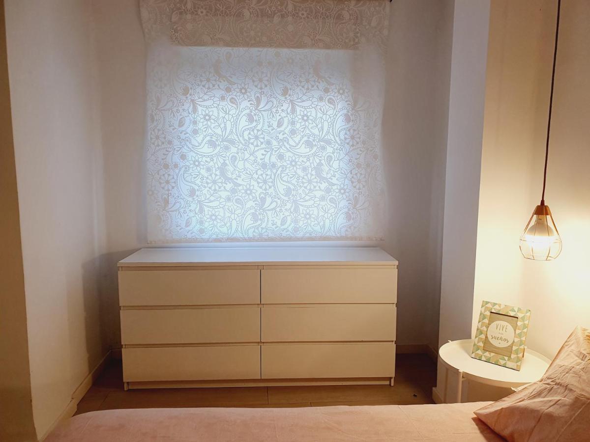 En Corts Flat Apartment Valencia Ngoại thất bức ảnh